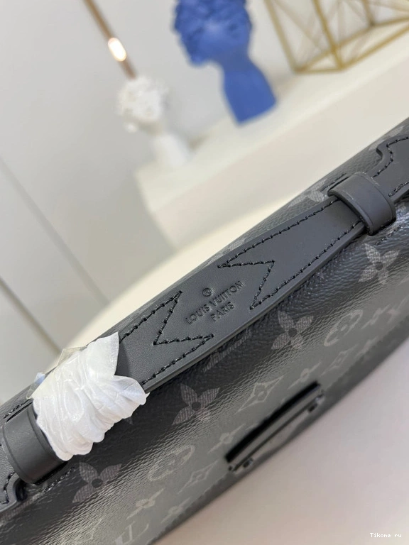 Affordable VUITTON LOUIS LOCK BRIEFCASE S 0811